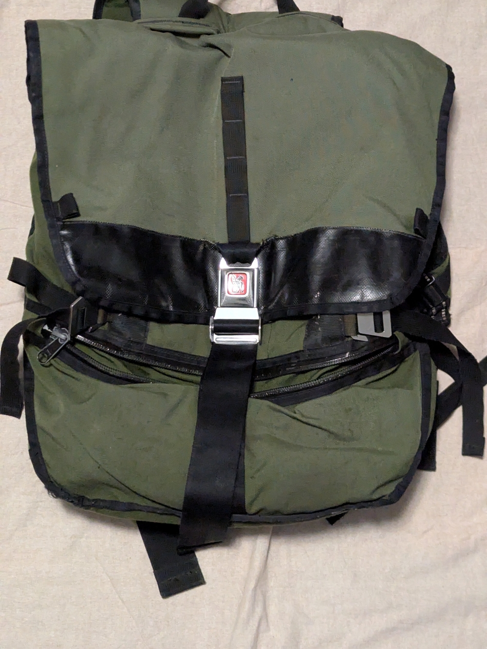 Chrome Green/Black Buckle Backpack 21-35L Fits 15" Laptop 3 Pockets Padded